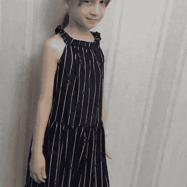 Gyzjagazlar üçin niýetlenen köýnek.
