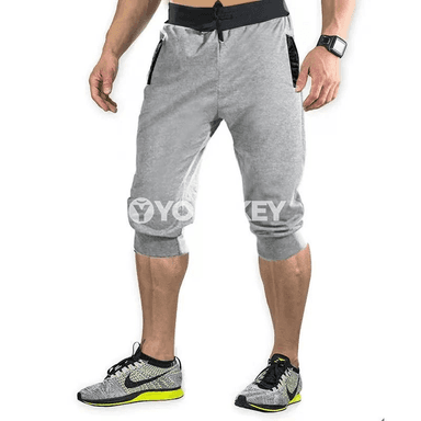 Erkekler üçin elastik sport şortikleri, ýeňil we rahat