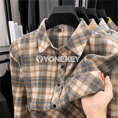 Erkekler üçin ýyly, düşnükli nagyşly flanel köýnek