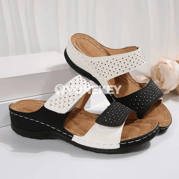 Zenanlar üçin tomuslyk platformaly rahat şypbyk sandal