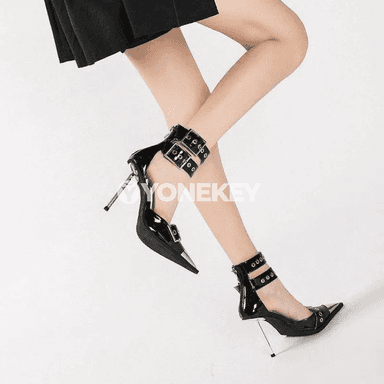 Stiletto ökjeli metal sandallar, ýeňillikli, yzdan zipperli