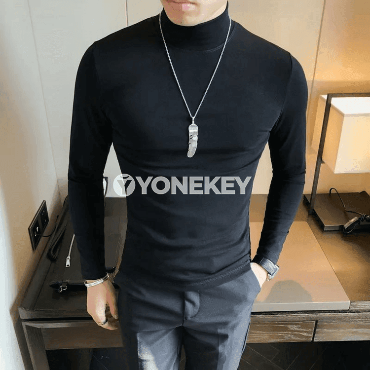 Erkekler üçin ýyly boýunly uzyn ýeňli elastik futbolka