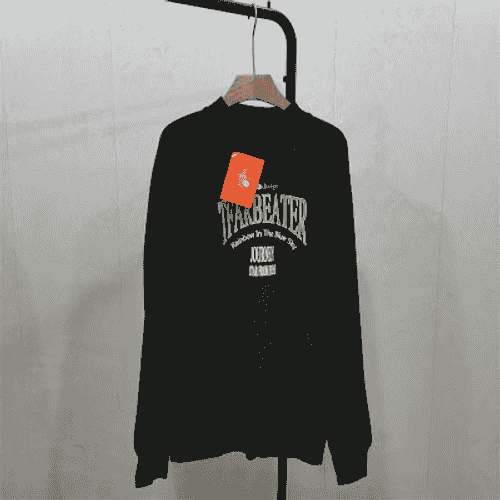 Erkekler üçin switer.