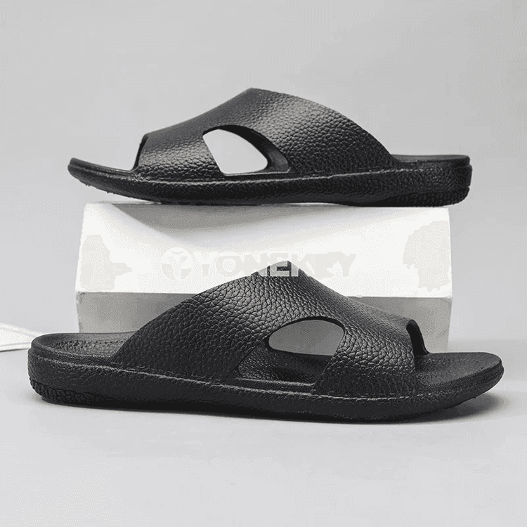 Erkekler üçin tomusky şypbyk, içerde geýilýän amatly sandal