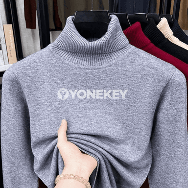 Erkekler üçin ýyly, ýumşak boýunly örme switer