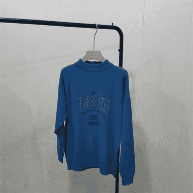 Erkekler üçin switer.