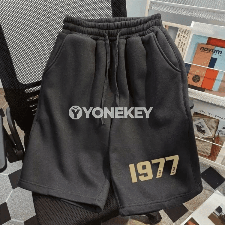 Erkekler üçin ýazky gysga şortik, çaply, M-8XL, rahat kesim