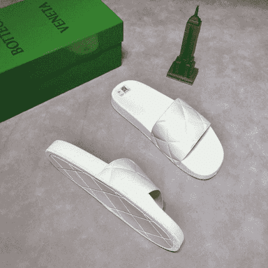 Erkekler üçin şypbyklar.