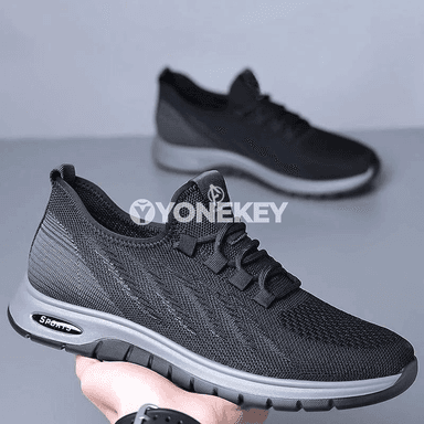 Erkekler üçin ýeňil dem alýan ýazky sport aýakgaplar