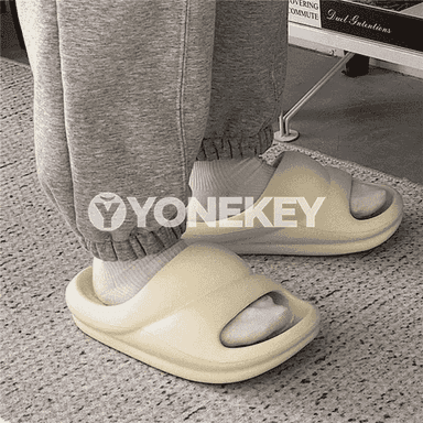 Zenanlar üçin açyk reňkli şypbyklar