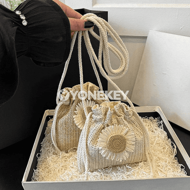 Aýal-gyzlar üçin örülen hasyr sumka, tomus üçin ýeňil bucket