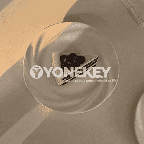 Koreý stilindäki tarelka