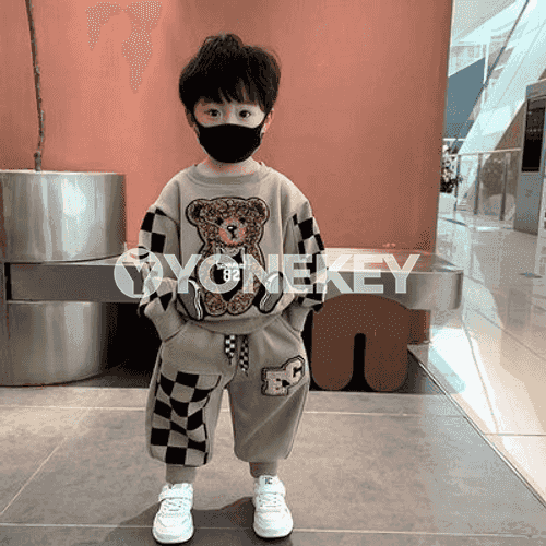 Çagajyklar üçin niýetlenen komplekt eşik.