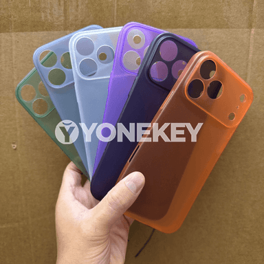 iPhone telefonlar üçin owadan dürli görnüşde çehollar.