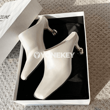 Zenanlar üçin ýaz- güýz platformaly slipon sandal köwüşler.