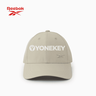 Gündelik we sport stili üçin ajaýyp Reebok kepka