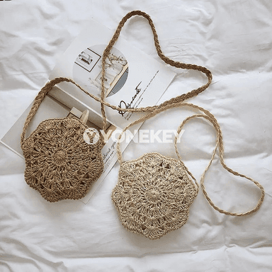 Zenanlar üçin tegelek saman crossbody sumka, elde örülen boho stil