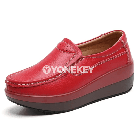 Zenanlar üçin rahat platformaly klassiki slip-on köwüşler, goňur we çal