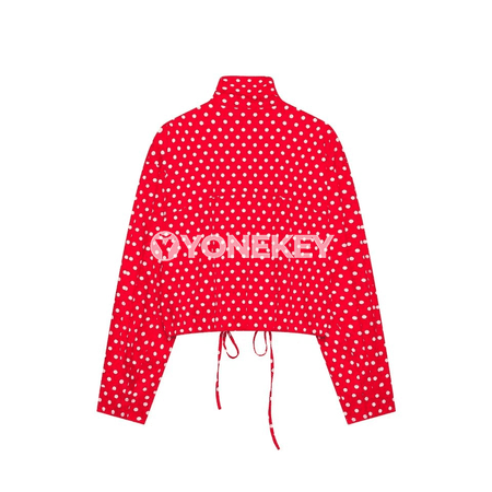 Aýal üçin polka nokatly ýokary ýaka ýeňil penjek