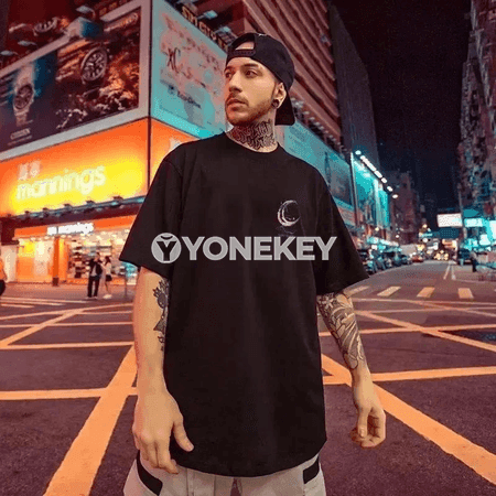 Erkekler üçin giň kesimli 8XL köýnek, gülgün çaply gysga ýeňli futbolka