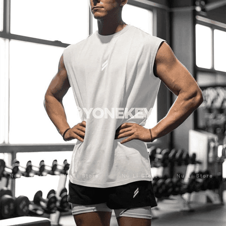Erkekler üçin sport maýkasy, ýeňil mesh, çalt gurýar