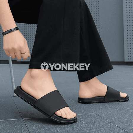 Erkekler üçin tomus şypbyklary, öý we banýa üçin amatly