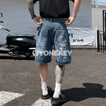 Erkekler üçin tomuslaýyn denim şortikler, rahat giň kesim