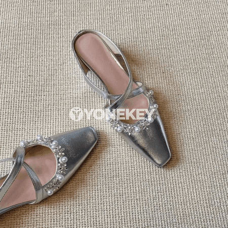 Zenanlar üçin merjenli inçe gaýyşly tomus sandal-şypbyk