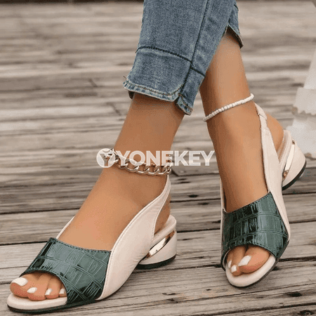 Zenanlar üçin retro açyk barmakly orta ökjeli sandal