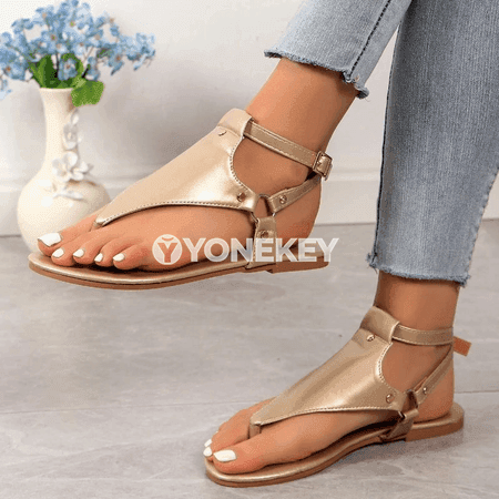 Aýal-gyzlar üçin moda sandallar, ýeňil we amatly, dürli ululyklar