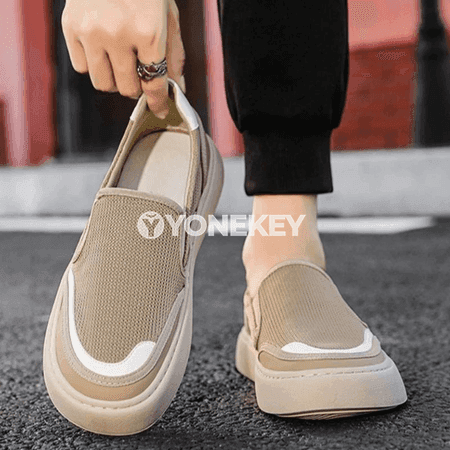 Erkekler üçin mesh sport aýakgaby, ýeňil we dem alýan slip-on