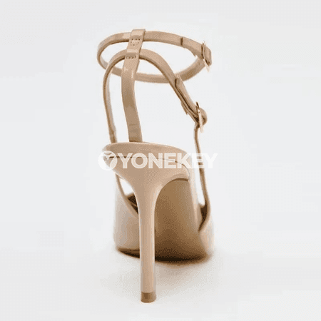 Zenanlar üçin patent deri ýokary ökçeli pointed toe sandal, tomuslyk