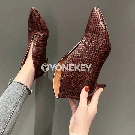 Zenanlar üçin güýzki posaslar, uçly burunly, slip-on, arassa we durnukly öküzçe