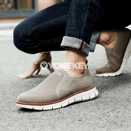 Erkekler üçin dem alýan mesh loafers, ýeňil tomus krossowkalar