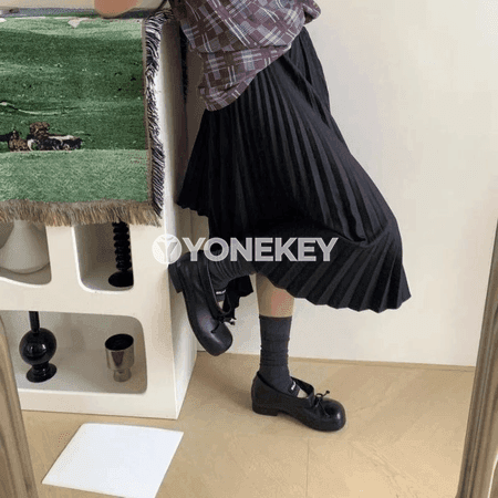 Aýal-gyzlar üçin moda tekiz topukly, ýyly, süýşmez aýakgap