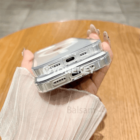 iPhone üçin Magsafe magnitli açyk akril gorag gapagy