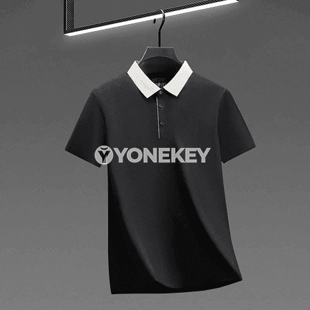 Erkekler üçin reňk blokly polo köýnek, çalt gurajak ýeňil material