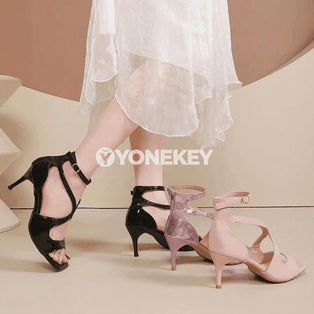 Zenanlar üçin tomusky ökjelі elegant sandallar