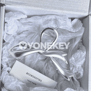 Zenanlar üçin metal uly saç gysgyjy