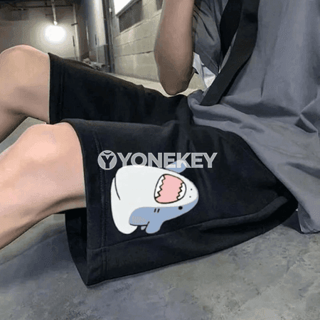 Erkekler üçin gysga ýeňil sport şortik — çaply, giň kesim, M-5XL
