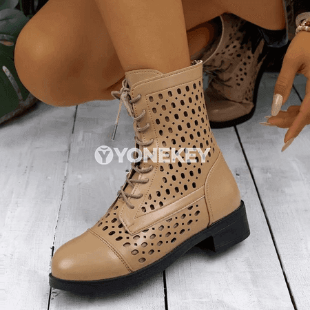 Zenanlar üçin ýazky ýeňil topukly boots, boglanýan rahat model