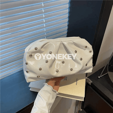 Zenanlar üçin ýönekeý döwrebap clutch sumka, PU deri