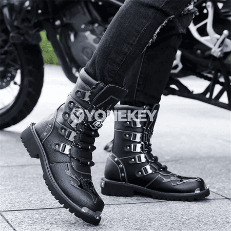 Erkekler üçin orta boý deri ädikler, punk stil, bagly