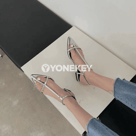 Aýal-gyzlar üçin täze moda gara gladiator sandallar