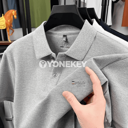Erkekler üçin ýeňil, gysga ýeňli klassik polo köýnek