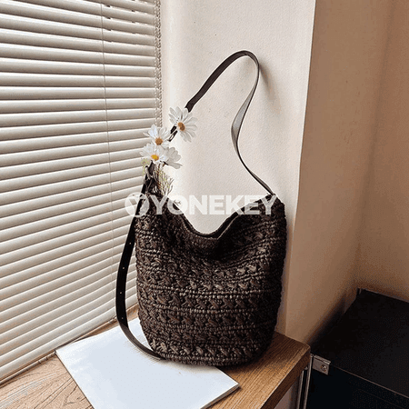 Zenanlar üçin giň göwrümli hasyr sumka, egin we crossbody görnüşinde