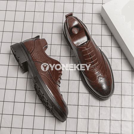 Erkekler üçin klassik formal köwüşler, ofis we ýörite çäreler üçin