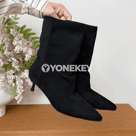 Aýal-gyzlar üçin 2026 güýz-gyş ýokary ökçeli iňňän moda bolotkalar