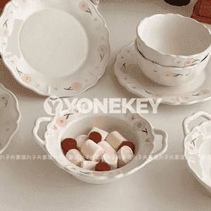 Täze dizaýnda koreý stilindäki tabaklar 