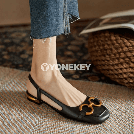 Zenanlar üçin retro sandallar, pes ökjeli elegant slip-on model